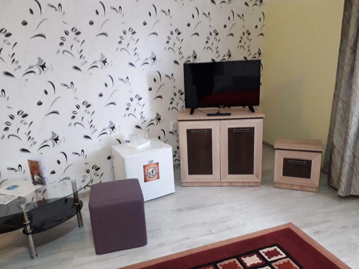 Отель Casa Cu Butoi Совата Экстерьер фото